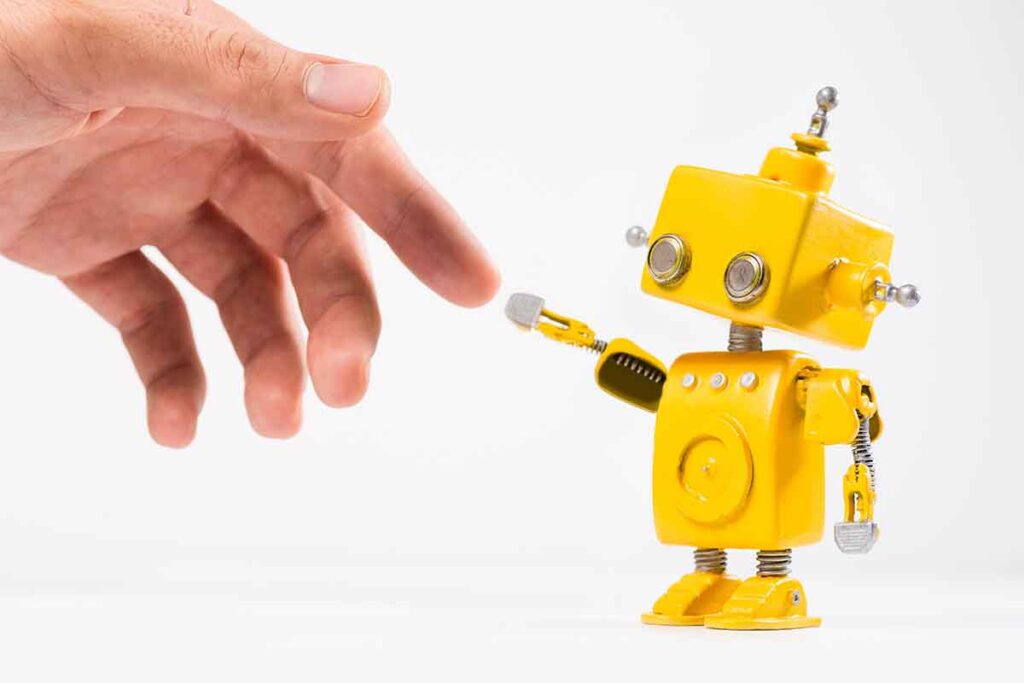 Investing via “robo advisor” programs has gained a meaningful degree of interest and usage among retail investors, according to a new survey. 