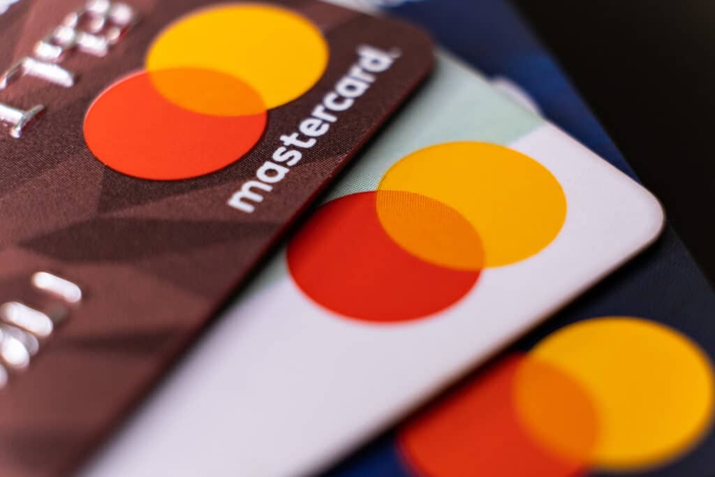 Mastercard plastic electronic credit cards