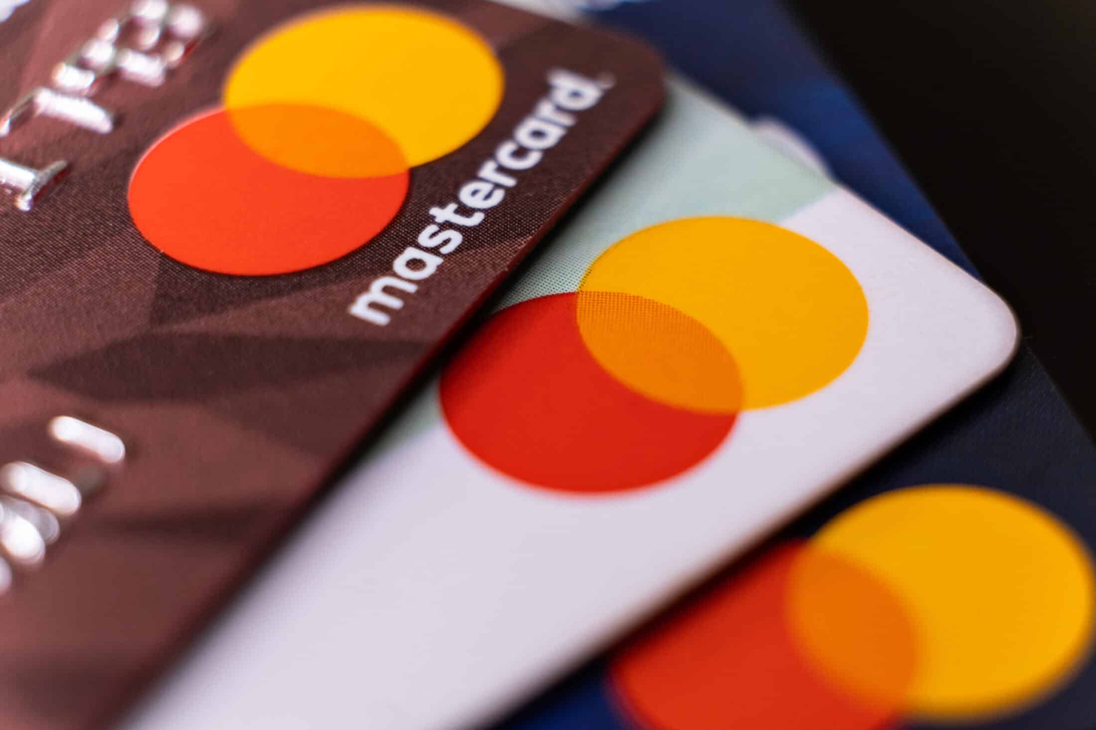 Mastercard plastic electronic credit cards